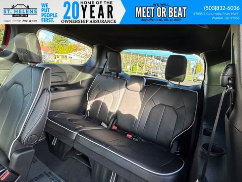 New 2026 Chrysler Pacifica Limited w/ S Appearance Package image 36