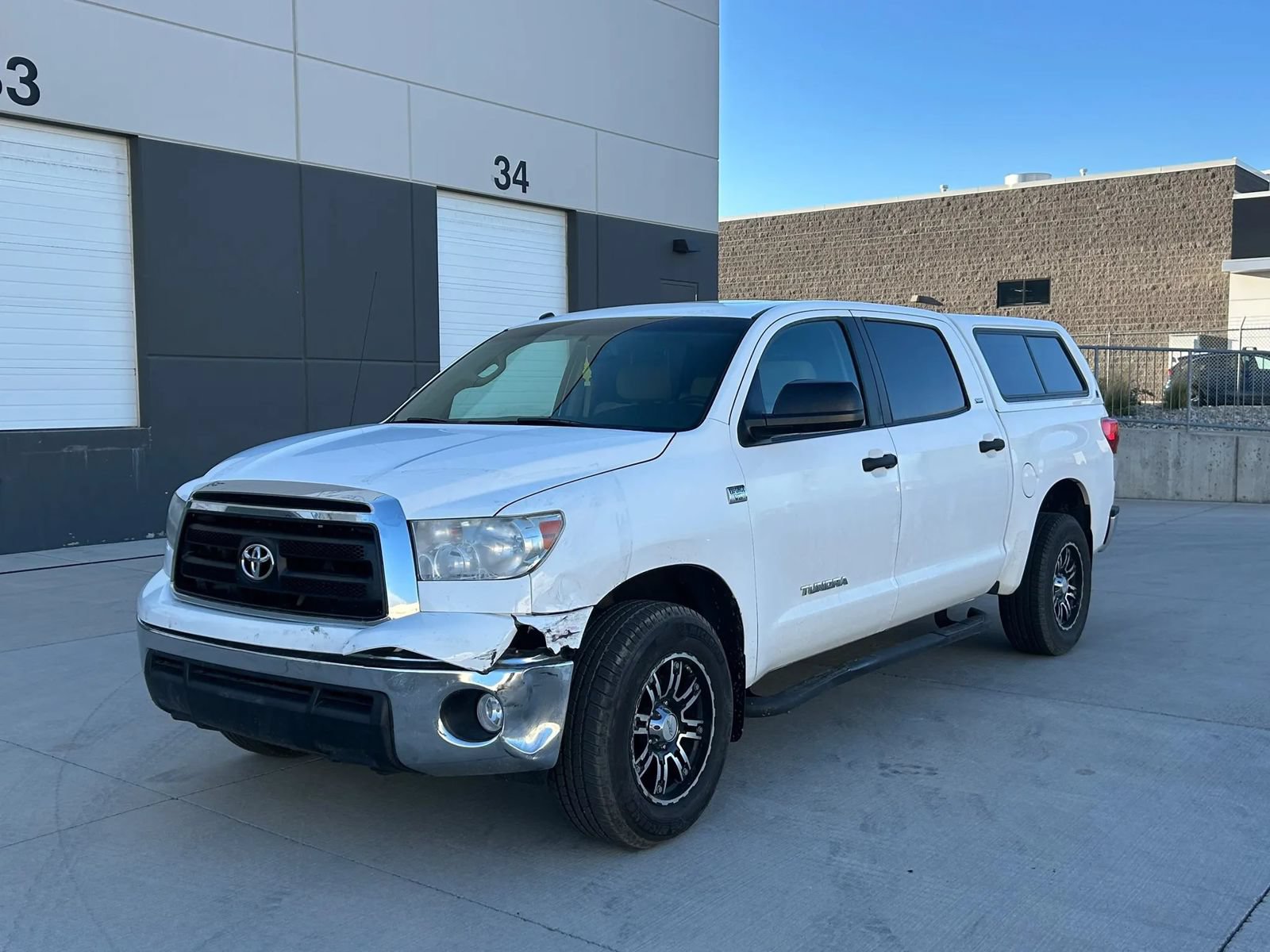 Used 2010 Toyota Tundra 4x4 CrewMax w/ SR5 Pkg image 1