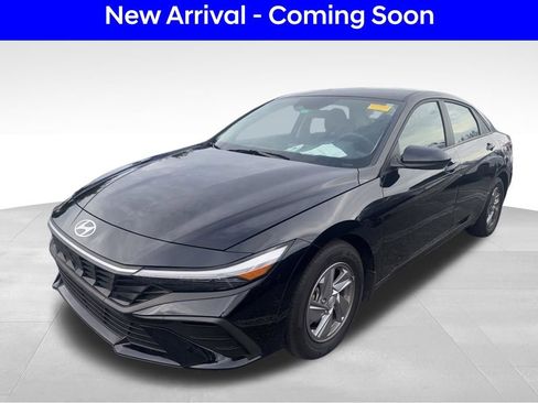 Used 2024 Hyundai Elantra SE FWD image 1