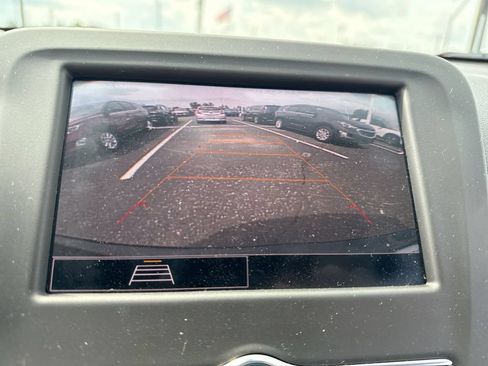 Used 2023 Chevrolet Equinox LT AWD/4WD image 17