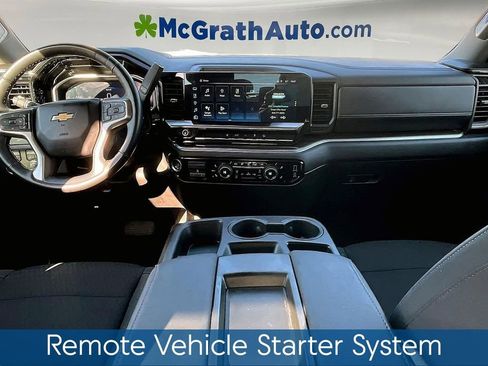 Used 2024 Chevrolet Silverado 2500 LT w/ Convenience Package image 8