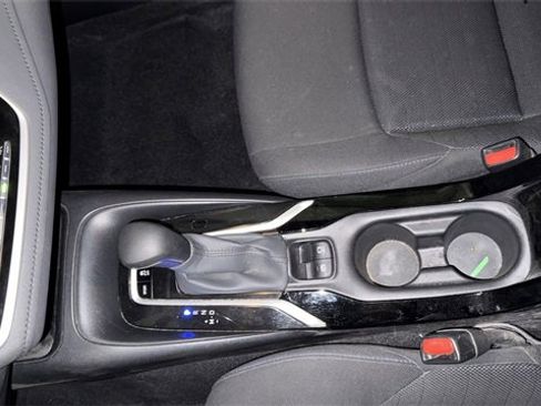 Used 2022 Toyota Corolla SE image 11