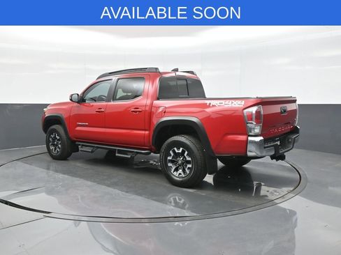 Used 2020 Toyota Tacoma TRD Off-Road image 5