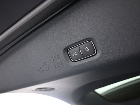 New 2026 Ford Expedition Active RWD image 2
