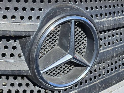 Used 2014 Mercedes-Benz Sprinter 2500 image 3