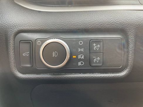 Certified 2021 Ford Explorer XLT w/ Equipment Group 202A AWD/4WD image 23