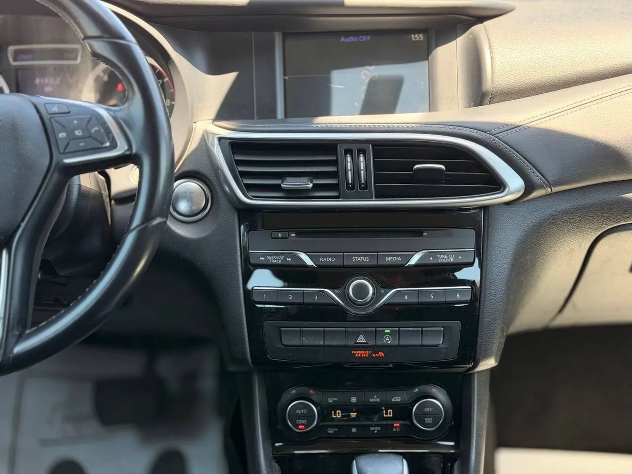 Used 2018 INFINITI QX30 FWD image 37