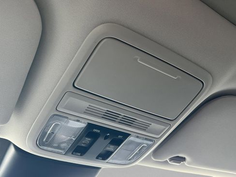 New 2026 Honda Odyssey EX-L image 19