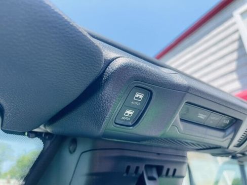 Used 2026 Jeep Wrangler Unlimited Sport AWD/4WD image 21