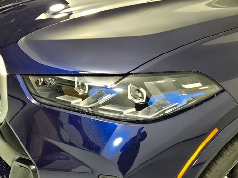 New 2026 BMW X5 xDrive40i w/ M Sport Package image 11