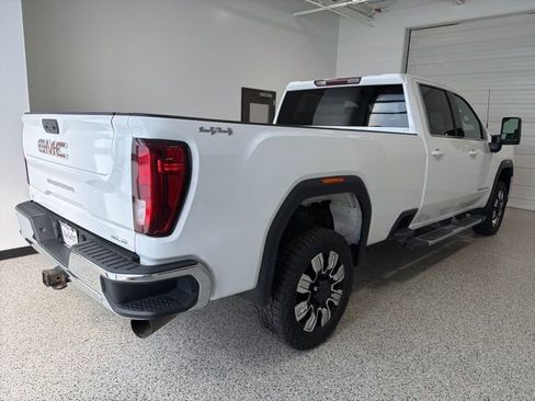 Used 2023 GMC Sierra 2500 SLE AWD/4WD image 3