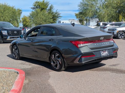 Certified 2024 Hyundai Elantra Limited image 5