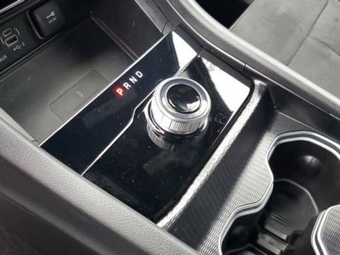 Certified 2024 Jeep Grand Cherokee L Laredo image 17