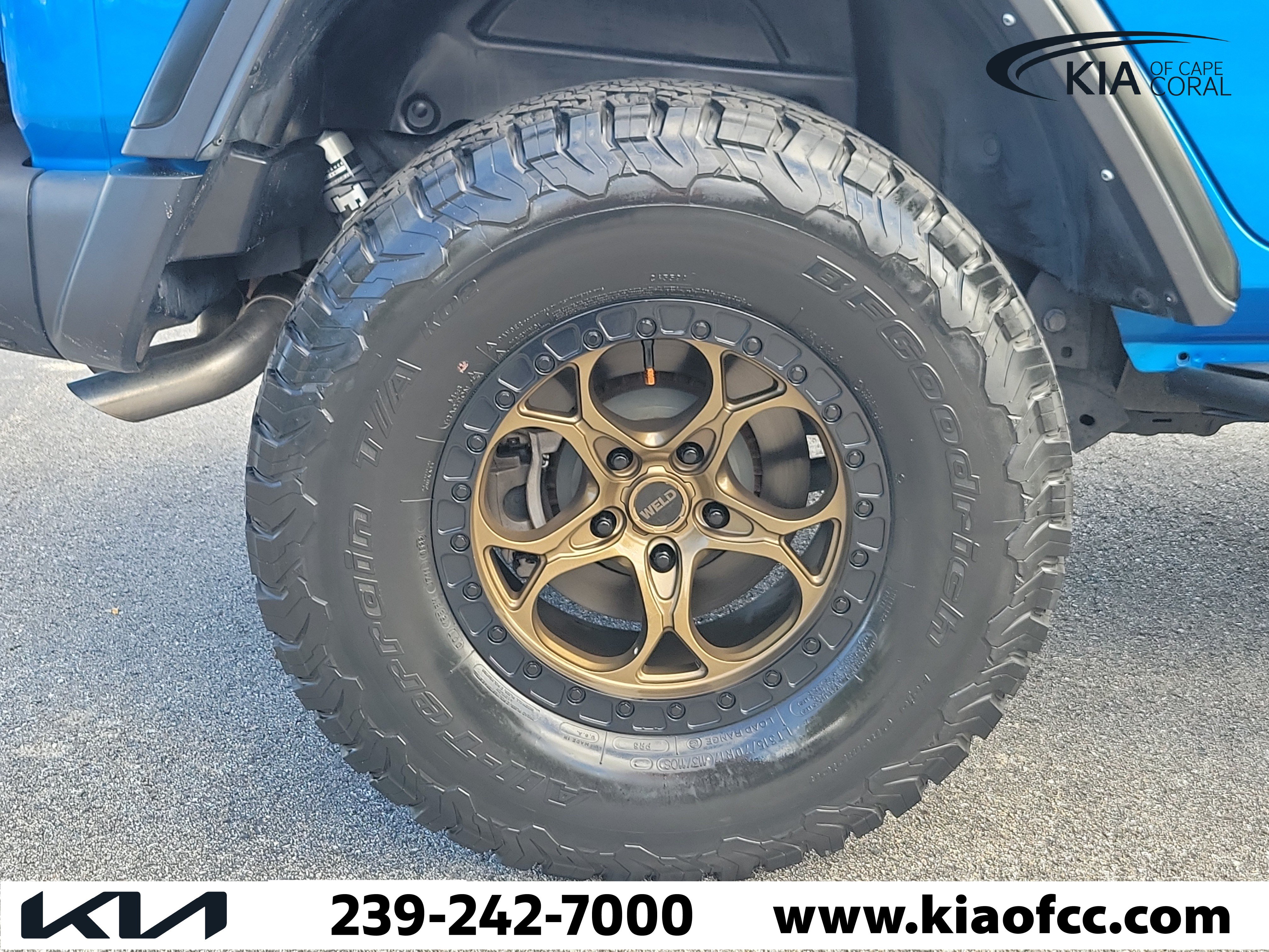 Used 2022 Jeep Wrangler Unlimited Rubicon w/ Trailer Tow Package AWD/4WD image 9
