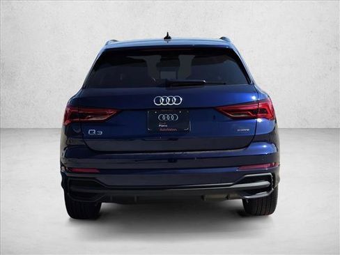 Used 2025 Audi Q3 2.0T Premium w/ Convenience Package AWD/4WD image 5