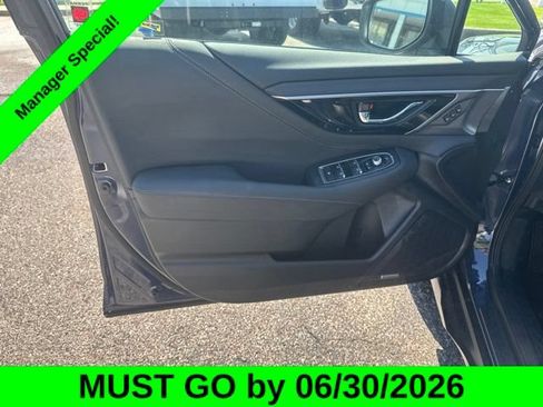 Used 2025 Subaru Outback Touring XT w/ Popular Package #2 AWD/4WD image 11