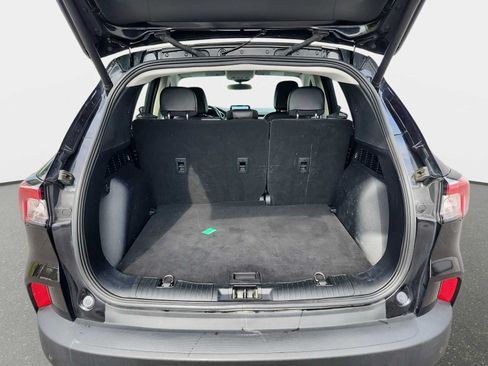 Used 2022 Ford Escape SEL w/ SEL Stealth AWD Package image 16