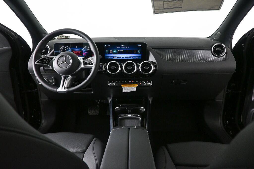 Certified 2026 Mercedes-Benz GLA 250 4MATIC image 17