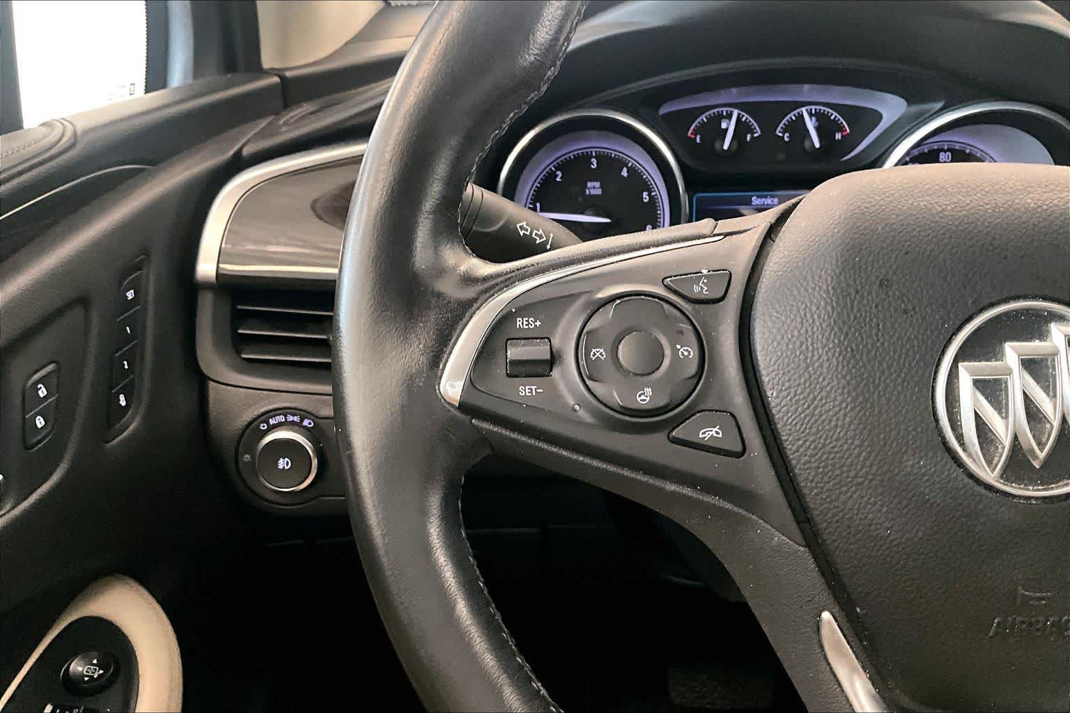 Used 2020 Buick Envision Essence w/ LPO, Cargo Package FWD image 21