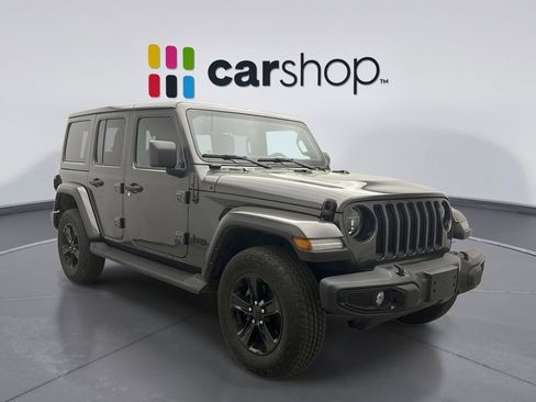 Used 2022 Jeep Wrangler Unlimited Sahara image 5