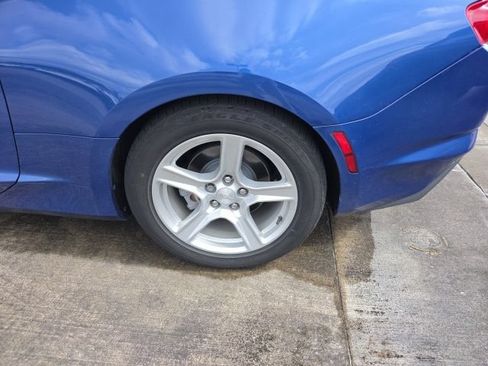 Used 2023 Chevrolet Camaro LT RWD image 11