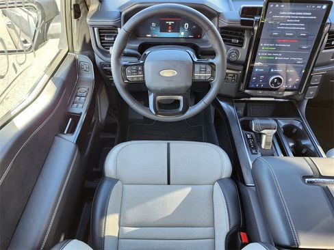 New 2023 Ford F150 Lightning Platinum image 13