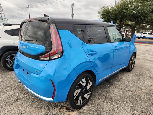 Used 2023 Kia Soul GT-Line image 5