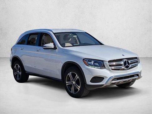 Used 2016 Mercedes-Benz GLC 300 image 3