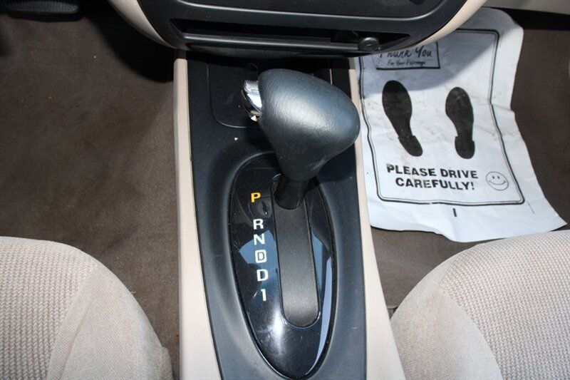 Used 2001 Ford Taurus SES FWD image 8