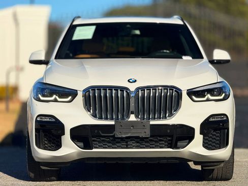 Used 2019 BMW X5 xDrive40i w/ M Sport Package image 3