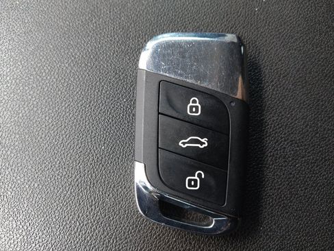 Used 2022 Chevrolet Equinox LS w/ LS Convenience Package AWD/4WD image 32
