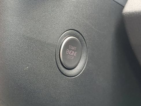 Used 2023 Volkswagen ID.4 S RWD image 33
