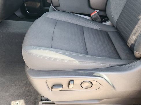 Used 2023 Chevrolet Silverado 1500 LT image 23