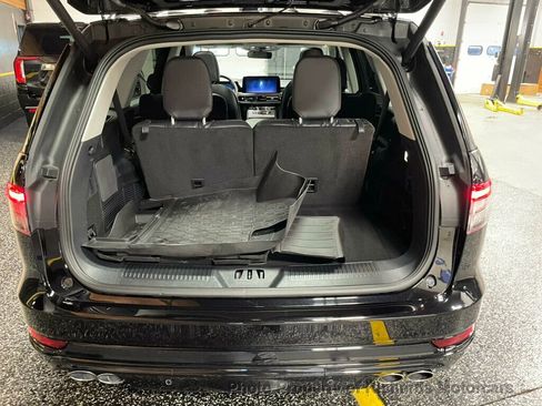 Used 2025 Lincoln Aviator AWD w/ Jet Appearance Package image 18