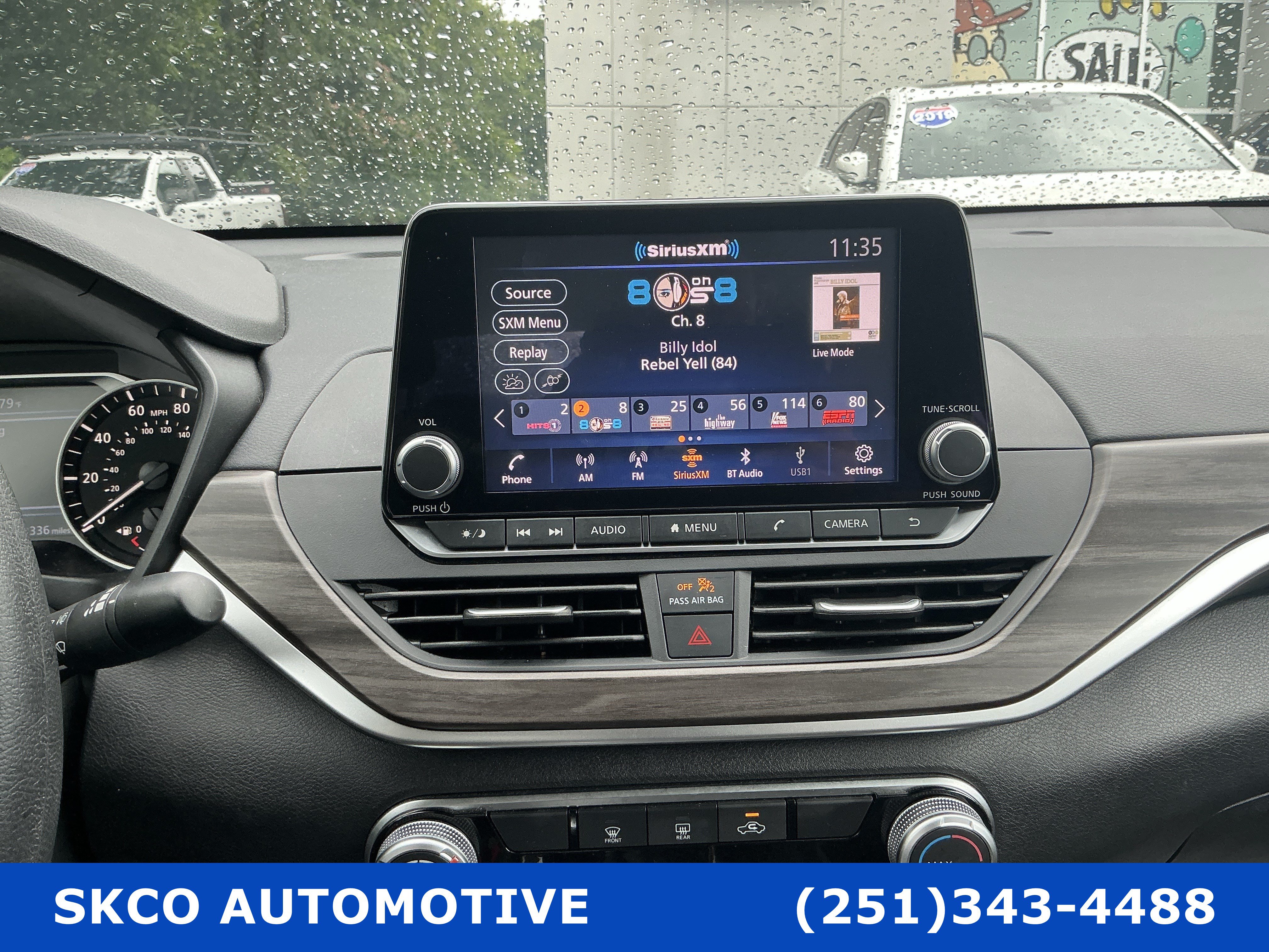 Used 2025 Nissan Altima 2.5 SV FWD image 16