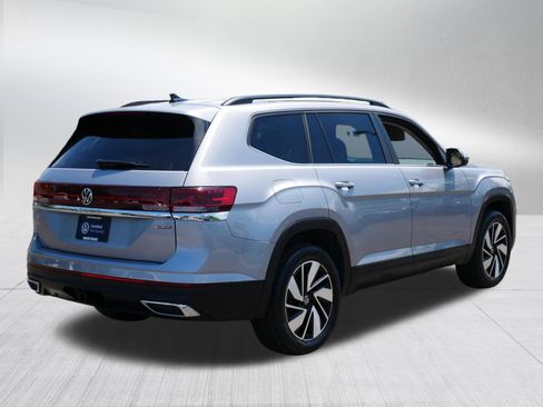 Certified 2026 Volkswagen Atlas SE AWD/4WD image 7