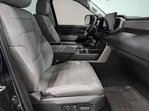 Used 2023 Toyota Tundra Limited image 42