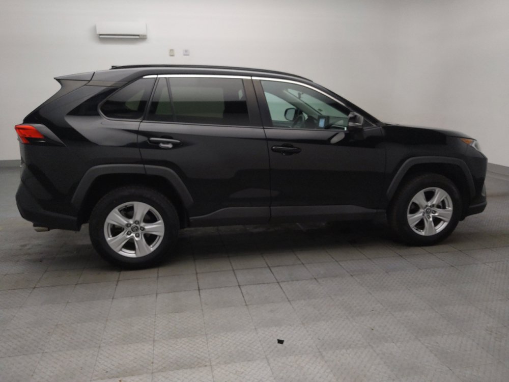 Used 2021 Toyota RAV4 XLE AWD/4WD image 10