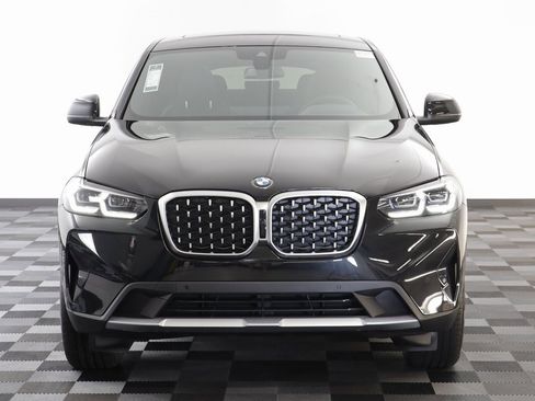 New 2025 BMW X4 xDrive30i w/ Premium Package image 24