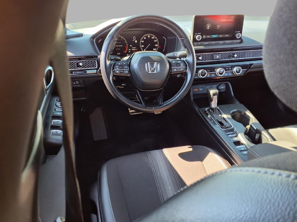Used 2025 Honda Civic Sport image 5