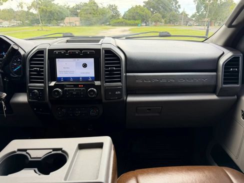 Used 2020 Ford F250 XLT w/ XLT Value Package AWD/4WD image 15