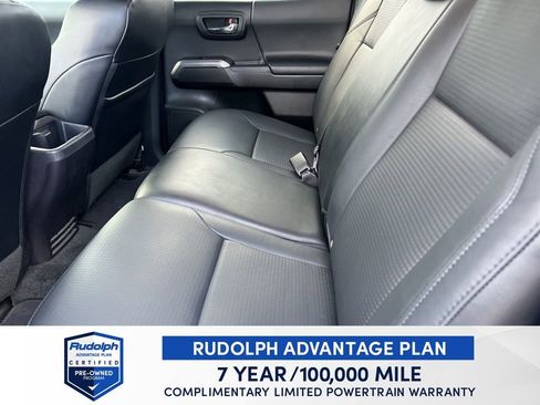 Used 2022 Toyota Tacoma Limited image 11