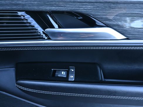 Used 2022 Jeep Wagoneer Series II image 25