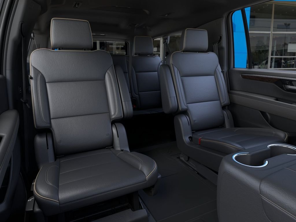 New 2026 Chevrolet Suburban Premier AWD/4WD image 17