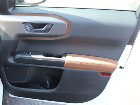 New 2025 Ford Bronco Sport Outer Banks w/ Outer Banks Tech Package+ image 11