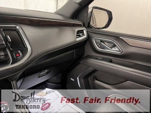 Used 2021 Chevrolet Suburban Premier w/ Premium Package image 49