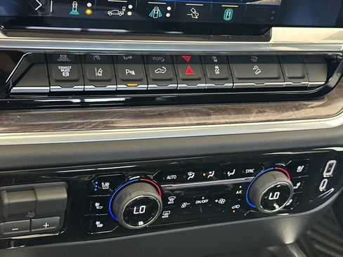 New 2026 Chevrolet Silverado 2500 LTZ w/ Trail Boss Package AWD/4WD image 23