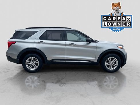 Certified 2023 Ford Explorer XLT AWD/4WD image 9