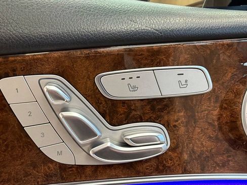 Used 2020 Mercedes-Benz E 350 Sedan image 27