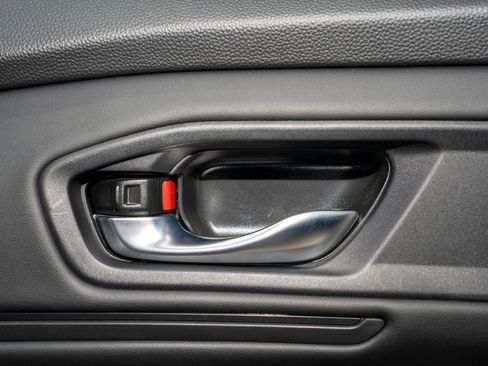 Certified 2023 Honda Accord EX image 27